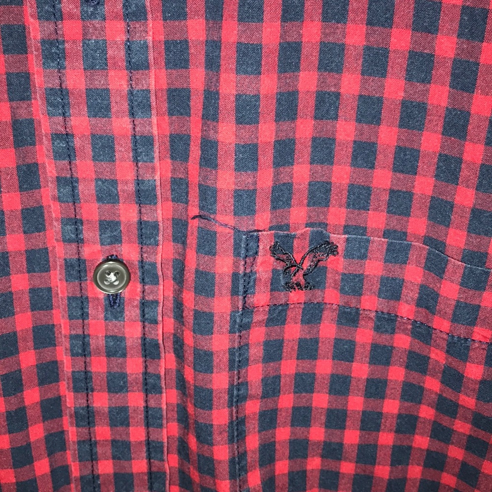 BUTTON UP - Picture 2 of 5